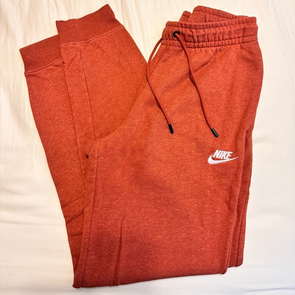 Nike women’s Red Jogger Pants - Picture 1 of 2